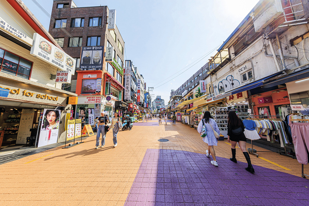 弘大レッドロード(弘大文化芸術観光特区)