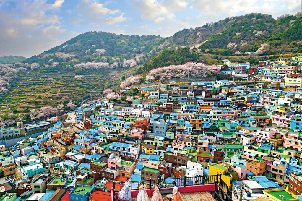 カムチョン(甘川)文化村