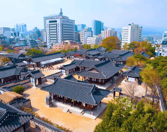 南山コル韓屋村